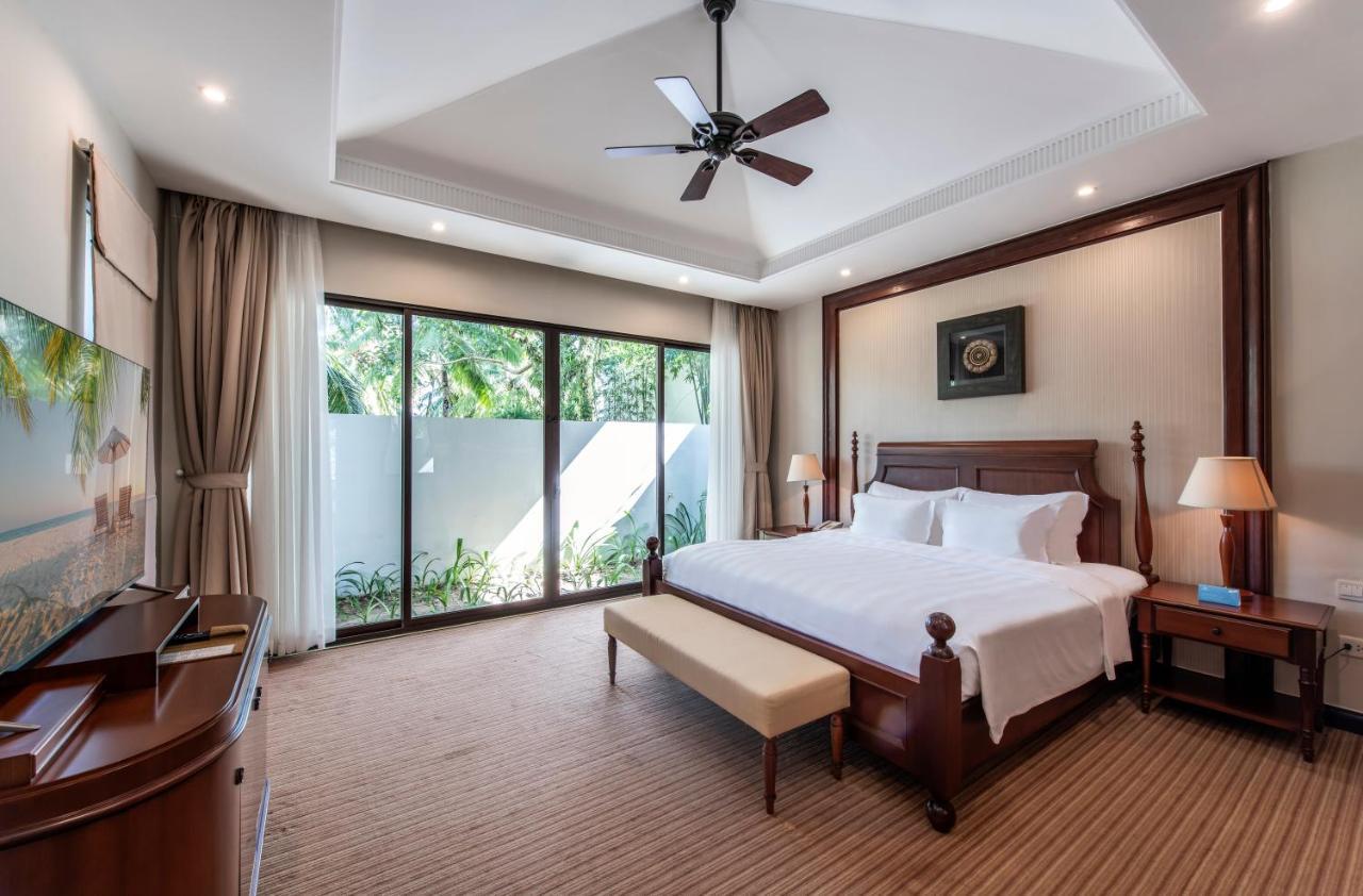 Vinpearl Resort & Spa Phu Quoc Bagian luar foto A bedroom at Vinpearl Hotel Nha Trang