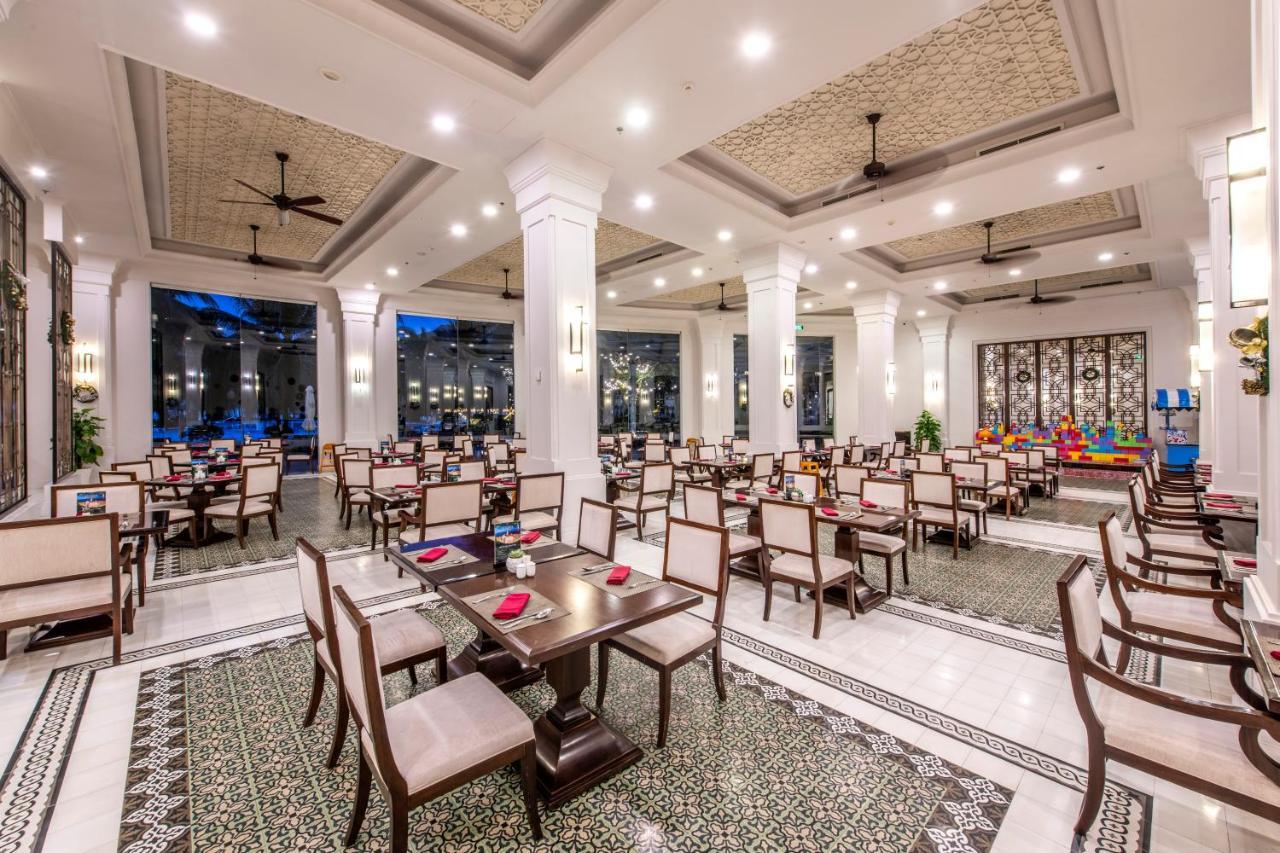 Vinpearl Resort & Spa Phu Quoc Bagian luar foto The restaurant at the hotel