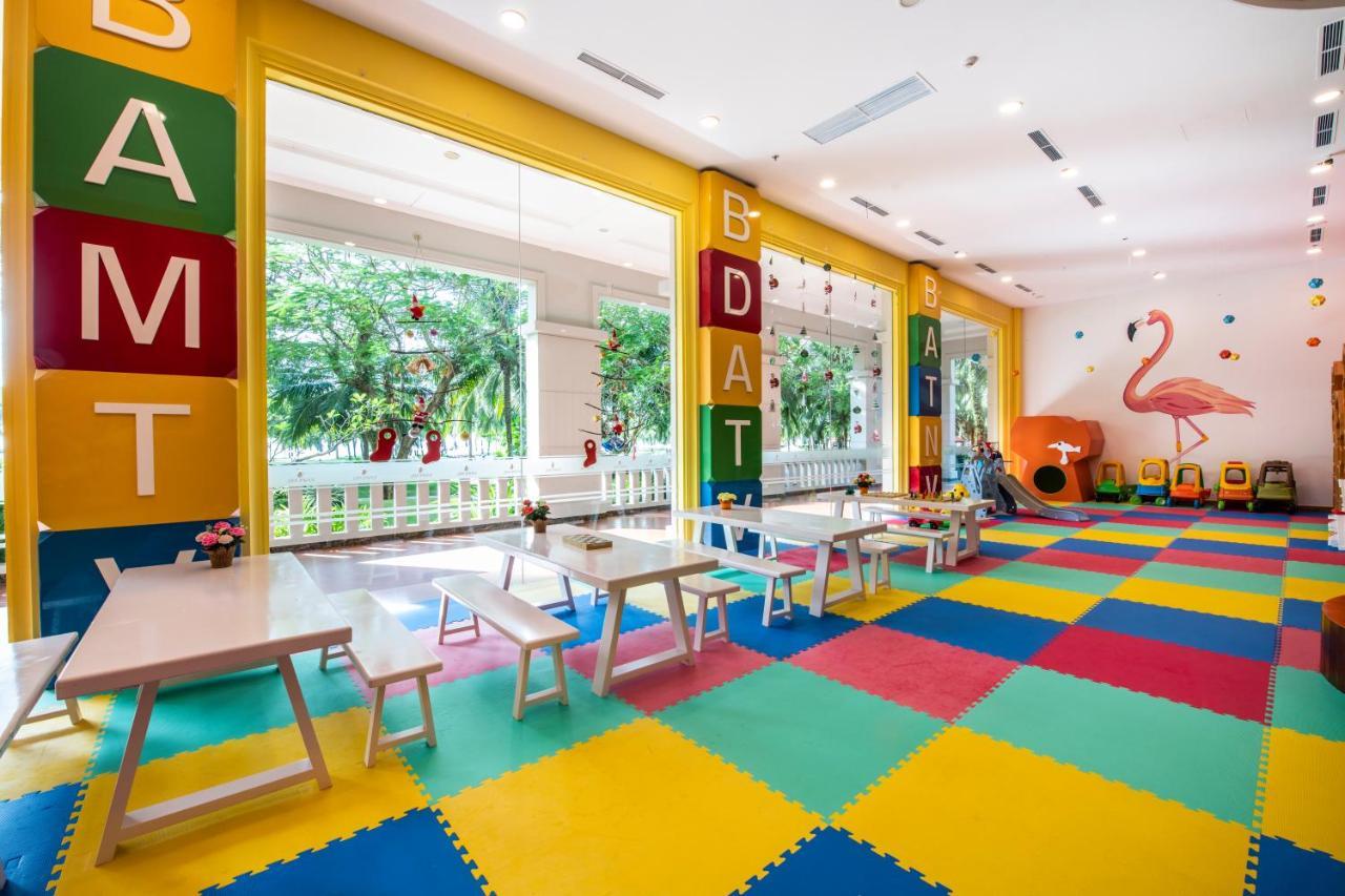 Vinpearl Resort & Spa Phu Quoc Bagian luar foto The Children's Club at the Renaissance Hotel, Phnom Penh, Cambodia