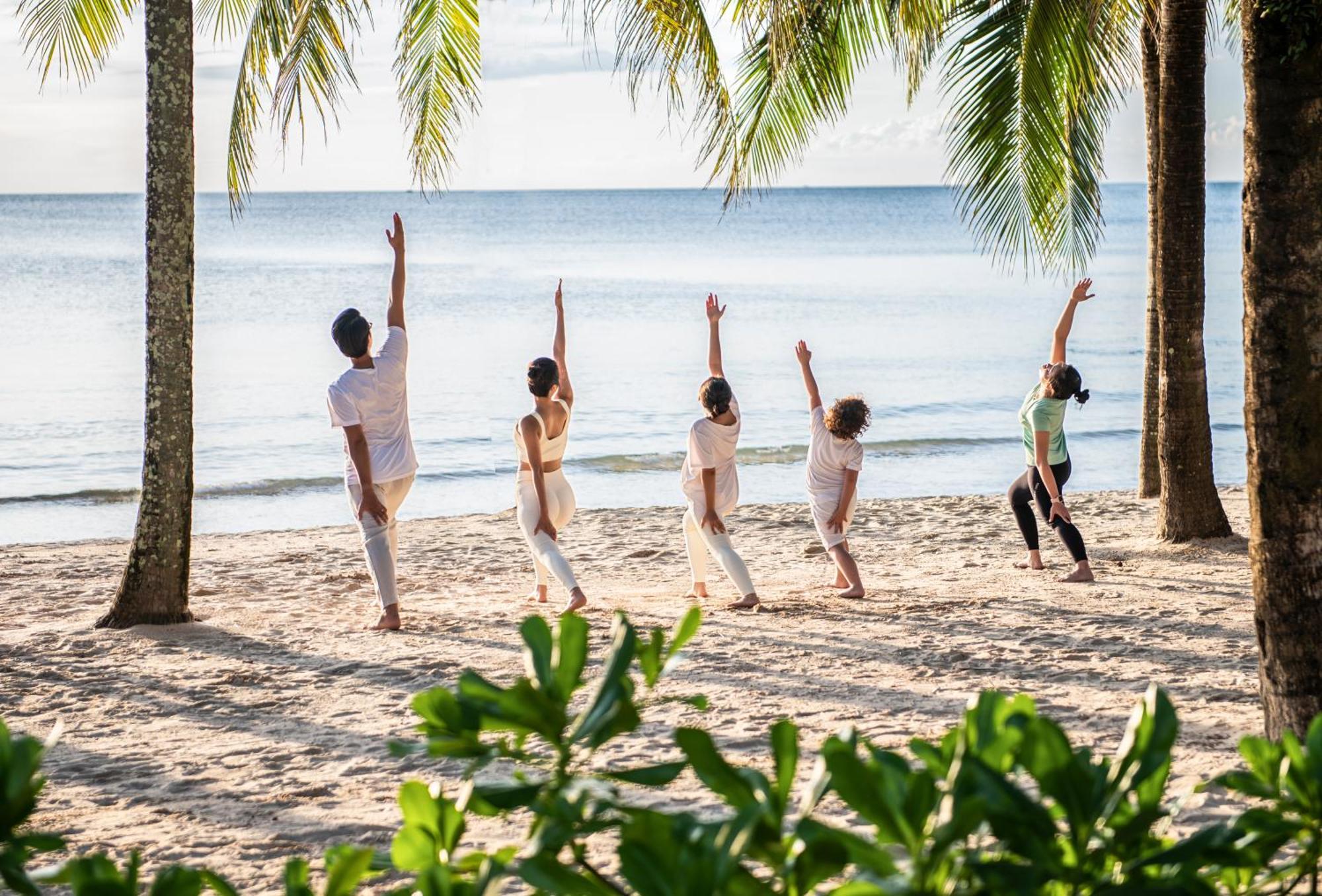 Vinpearl Resort & Spa Phu Quoc Bagian luar foto The beach at the resort